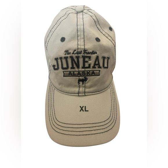 NWT Beige Juneau Alaska Cap XL - Picture 1 of 4